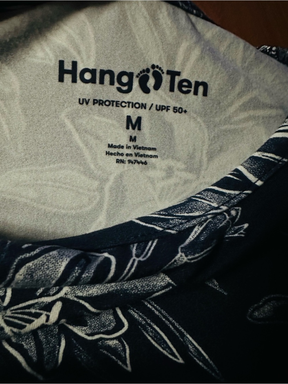 Hang Ten Woman’s Navy and White Floral long Sleeve Size M